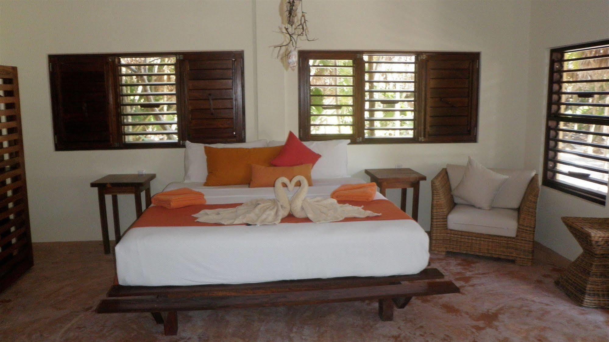 Sol Caribe Hotel ปุนตา อัลเลน ภายนอก รูปภาพ